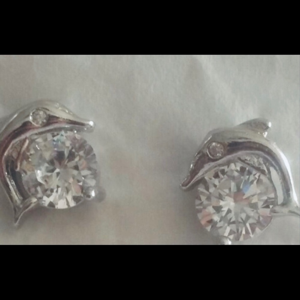 Dolphin earrings - Picture 4 of 5